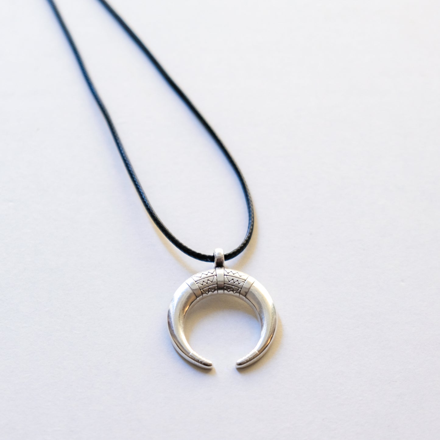 Horn necklace