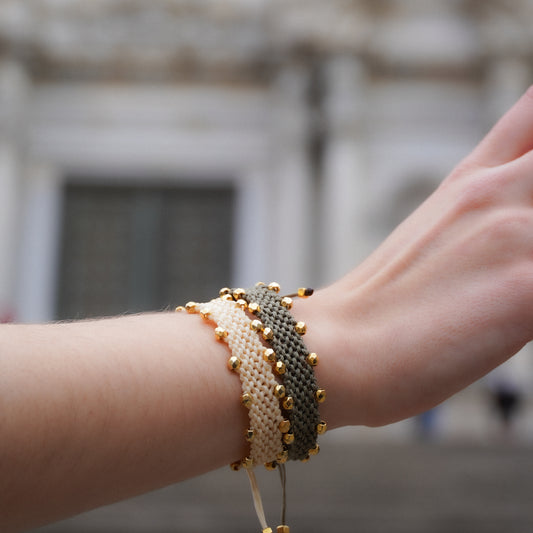 Dilemma bracelet (gold)