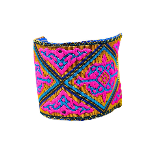 Alavida cuff bracelet